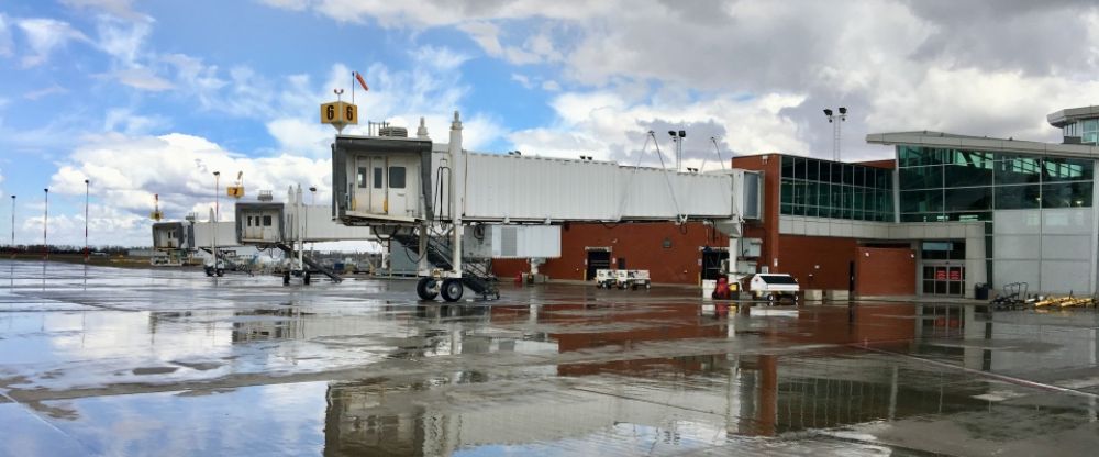 United Airlines YQR Terminal – Regina International Airport